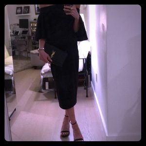 Chic off the shoulder dress with fan sleeves